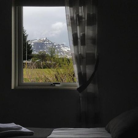 Saxa Guesthouse Stöðvarfjörður Екстериор снимка