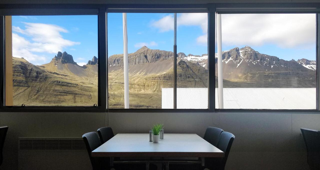 Saxa Guesthouse Stöðvarfjörður Екстериор снимка